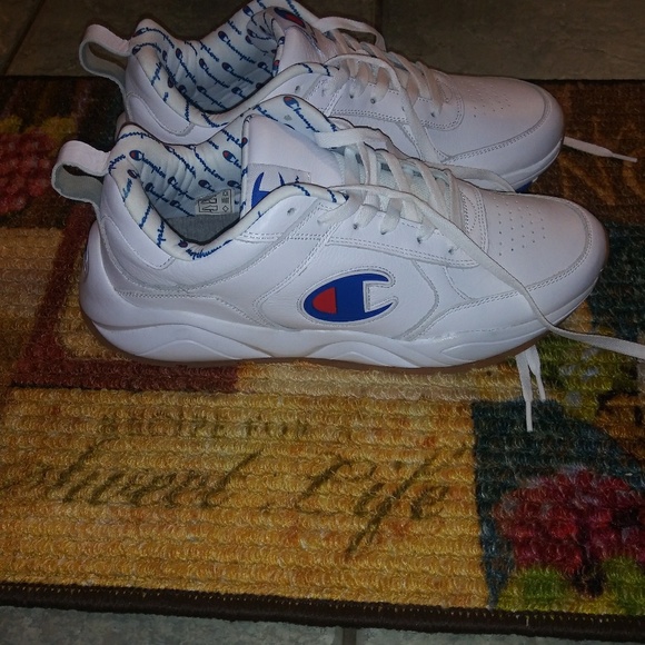 Boys fall/ winter cloths and Champion shoes - Picture 3 of 4